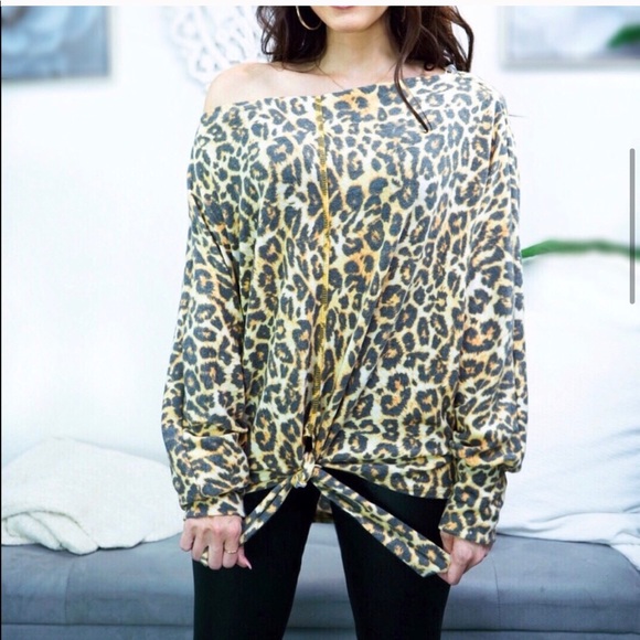 New! Clearance Leopard Ultra Soft Twist Knot top - Picture 5 of 8